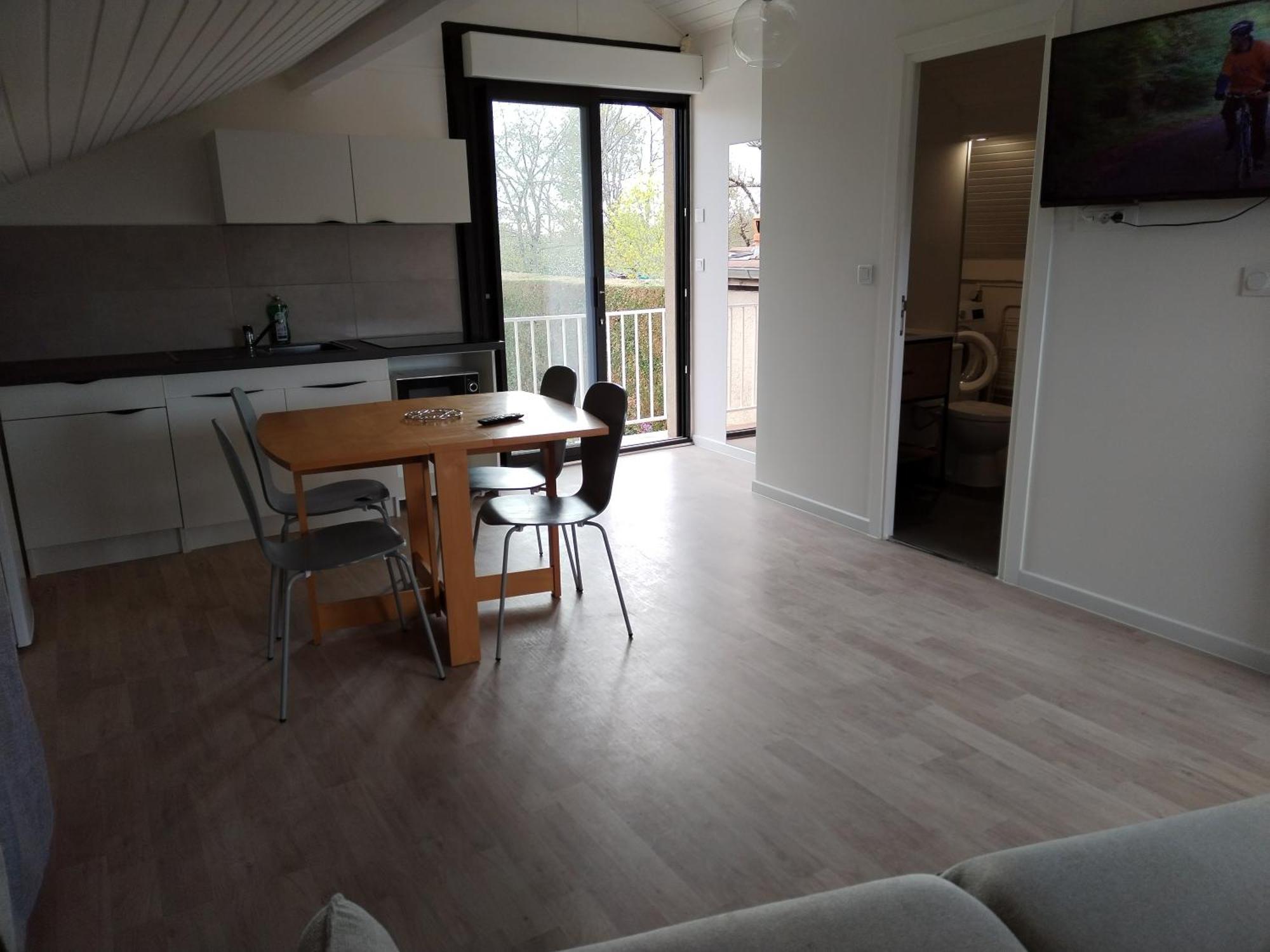 Chez Mimi 1,7 Kilometres De Luxeuil Les Bains Apartment Froideconche Exterior photo